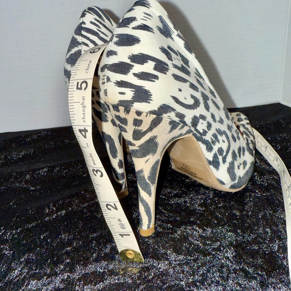 Vintage Black White Leopard Animal Print Women's‎ High Heels Dress Shoes Sz 7 - Picture 6 of 6